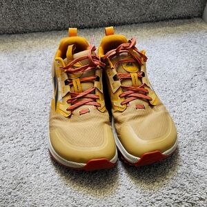 Altra Lone Peak 7 Trail Runner / Hiking Shoes
